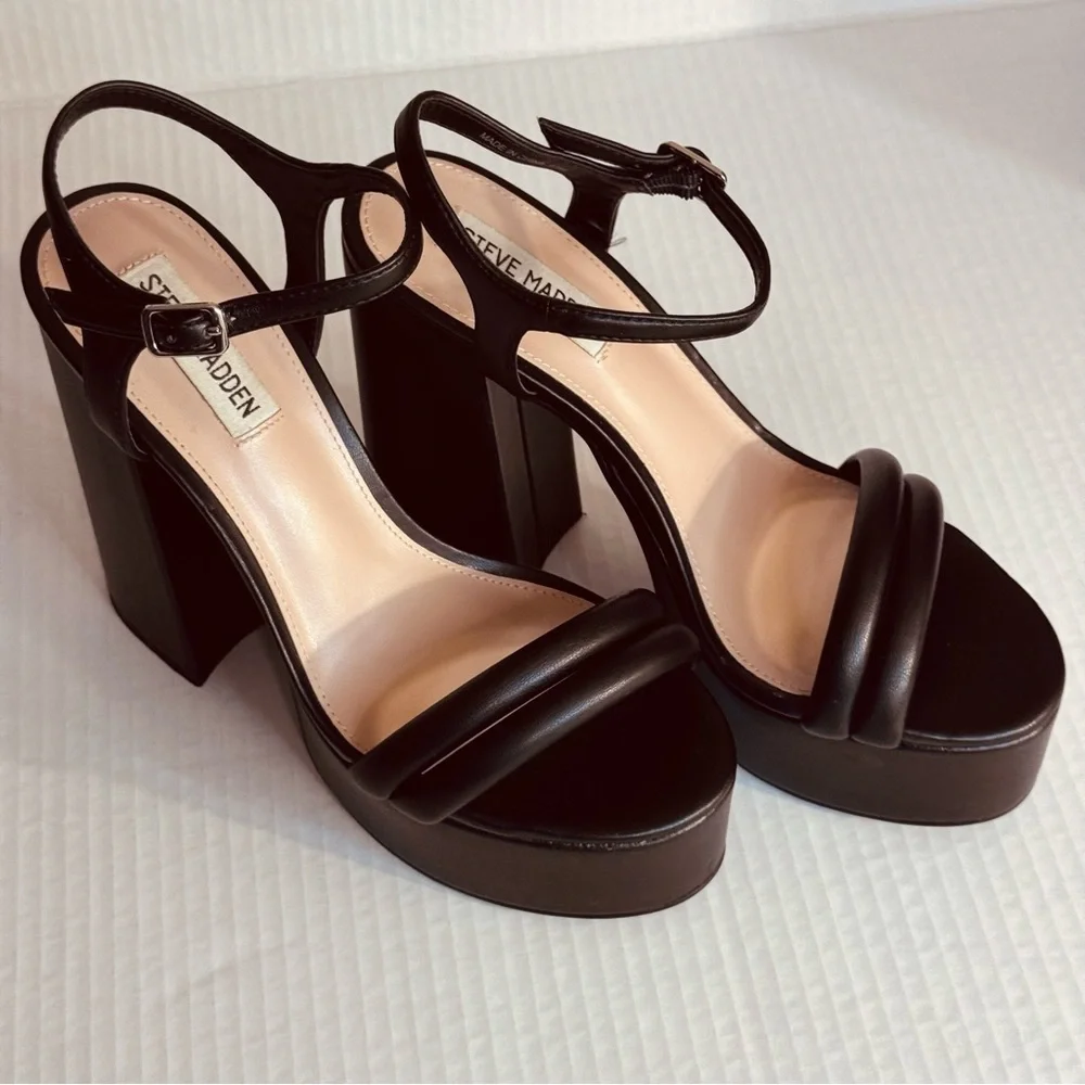 Steve Madden Tille Black Chunky Platform Heels - Picture 2 of 9